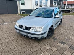 Silber Gebraucht 1999 VW Bora Limousine | 2.300 € (Etwas zu teuer)