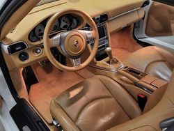 Weiß Gebraucht 2006 Porsche 911 Carrera S Coupé | 58.000 € (Etwas zu teuer)