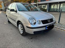 Silber Gebraucht 2003 VW Polo Kleinwagen | 1.750 € (Etwas zu teuer)
