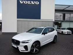 Weiß Gebraucht 2024 Volvo XC60 Plus SUV | 50.900 € (Fairer Preis)
