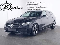 Obsidianschwarz (metallic) Gebraucht 2023 Mercedes C200 Avantgarde Kombi | 36.899 € (Fairer Preis)