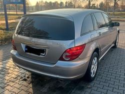 Beige Gebraucht 2006 Mercedes R320 Van / Kleinbus | 4.500 € (Superpreis)
