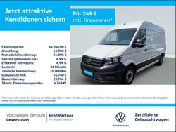 Weiss / candy weiss Gebraucht 2023 VW Crafter Van | 34.988 € (Etwas zu teuer)