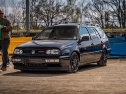 Schwarz Gebraucht 1997 VW Golf III Kombi | 12.000 €