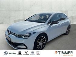 Weiß Gebraucht 2022 VW Golf VIII Active Limousine | 20.790 € (Guter Preis)