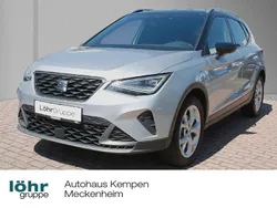 Silber Gebraucht 2024 Seat Arona FR SUV | 22.950 € (Fairer Preis)