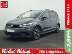 Schwarz Gebraucht 2024 VW Touran Highline Van / Kleinbus | 33.750 € (Fairer Preis)