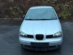 Silber Gebraucht 2004 Seat Arosa Kleinwagen | 950 € (Guter Preis)