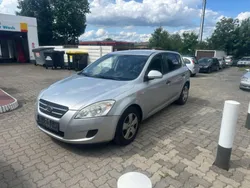 Silber Gebraucht 2009 Kia Ceed Limousine | 1.690 € (Guter Preis)