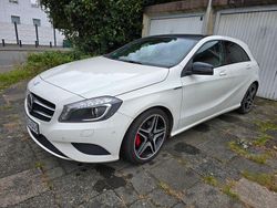 Weiß Gebraucht 2012 Mercedes A180 Sport Limousine | 10.950 € (Fairer Preis)