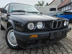 Schwarz Gebraucht 1989 BMW 316 Coupé | 2.999 €