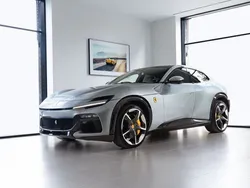 Grau Gebraucht 2025 Ferrari Purosangue SUV | 603.790 € (Superpreis)