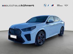 Alpinweiß unii Gebraucht 2025 BMW iX2 M Sport SUV | 52.585 € (Teuer)