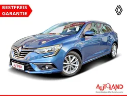Gletscher blau (metallic) Gebraucht 2017 Renault Mégane GrandTour Intens Kombi | 15.950 € (Teuer)