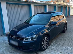 Blau Gebraucht 2015 VW Golf VII Limousine | 9.100 € (Fairer Preis)