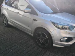 Silber Gebraucht 2018 Ford Kuga ST-Line SUV | 16.900 € (Fairer Preis)
