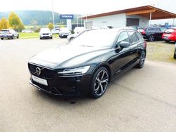 Onyx black / metallic Gebraucht 2025 Volvo V60 Plus Kombi | 43.500 € (Fairer Preis)