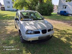 Grau Gebraucht 2004 Seat Arosa Kleinwagen | 1.000 € (Fairer Preis)