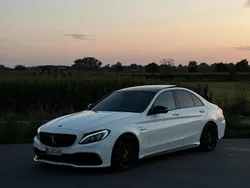 Weiß Gebraucht 2016 Mercedes C63 AMG AMG Limousine | 40.990 € (Etwas zu teuer)