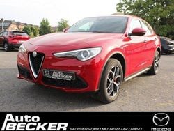 Rot Gebraucht 2019 Alfa Romeo Stelvio Super SUV | 23.490 € (Fairer Preis)
