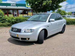 Grau Gebraucht 2002 Audi A4 Limousine | 1.750 € (Guter Preis)