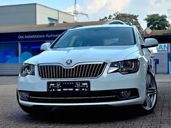 Weiß Gebraucht 2015 Skoda Superb Ambition Kombi | 12.900 € (Guter Preis)