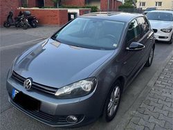 Grau Gebraucht 2012 VW Golf VII Match Limousine | 5.800 € (Etwas zu teuer)