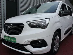 Weiß Gebraucht 2022 Opel Combo Life Edition Van / Kleinbus | 16.799 € (Fairer Preis)