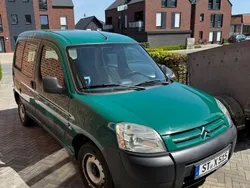 Grün Gebraucht 2006 Citroën Berlingo Style Van / Kleinbus | 2.700 € (Etwas zu teuer)