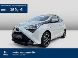 Weiß Gebraucht 2018 Toyota Aygo Connect Style Kleinwagen | 12.730 € (Fairer Preis)