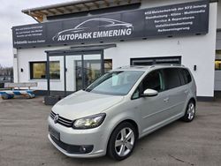 Silber Gebraucht 2015 VW Touran Cup Van / Kleinbus | 13.980 € (Fairer Preis)