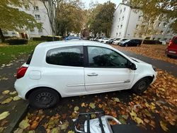Weiß Gebraucht 2009 Renault Clio Coupé | 2.200 € (Fairer Preis)