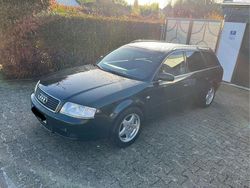 Grün Gebraucht 2003 Audi A6 Kombi | 2.600 € (Guter Preis)