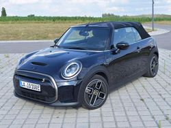 Schwarz Gebraucht 2023 Mini Cooper Kleinwagen | 43.999 €