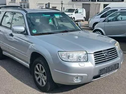 Silber Gebraucht 2006 Subaru Forester Active SUV | 1.990 € (Superpreis)