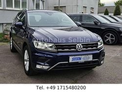 Blau Gebraucht 2017 VW Tiguan Highline SUV | 17.900 € (Etwas zu teuer)