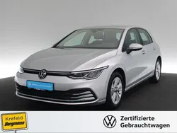 Silber / reflexsilber Gebraucht 2024 VW Golf VIII Life Kleinwagen | 30.333 € (Fairer Preis)
