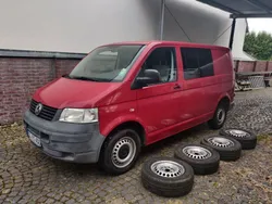 Rot Gebraucht 2009 VW T5 Van | 4.700 €