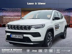 Weiß Neu 2024 Jeep Compass Altitude SUV | 39.480 € (Etwas zu teuer)