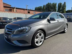 Mountaingrau met. Gebraucht 2015 Mercedes A180 Limousine | 15.900 € (Fairer Preis)
