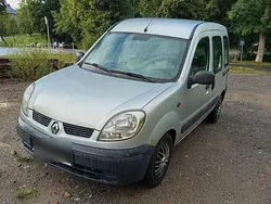 Silber Gebraucht 2003 Renault Kangoo Van / Kleinbus | 999 € (Superpreis)