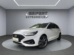 Atlas white / sol Neu 2025 Hyundai i30 Advantage Kombi | 30.550 € (Etwas zu teuer)