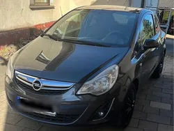 Grau Gebraucht 2012 Opel Corsa Kleinwagen | 2.599 €