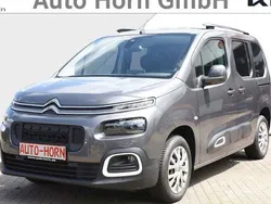Grau Gebraucht 2020 Citroën Berlingo Feel Van / Kleinbus | 17.985 € (Fairer Preis)