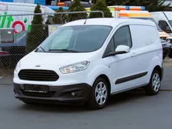 Weiß Gebraucht 2018 Ford Transit Van / Kleinbus | 5.900 € (Fairer Preis)