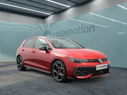 Rot Gebraucht 2024 VW Golf VIII GTI Limousine | 43.900 € (Fairer Preis)