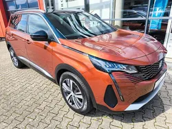 Gebraucht 2023 Peugeot 5008 Allure Van / Kleinbus | 33.990 € (Teuer)