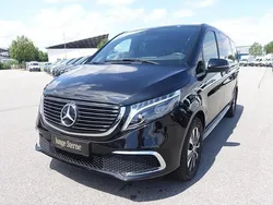 Obsidianschwarz metallic Gebraucht 2023 Mercedes EQV300 Avantgarde Van / Kleinbus | 46.770 € (Guter Preis)