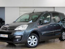 Grau Gebraucht 2018 Citroën Berlingo SELECTION Van / Kleinbus | 14.750 € (Guter Preis)
