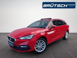 Rot Gebraucht 2022 Seat Leon XCELLENCE Limousine | 23.980 € (Etwas zu teuer)